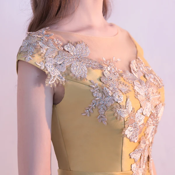 Chic / Beautiful Yellow See-through Evening Dresses  2018 A-Line / Princess Scoop Neck Cap Sleeves Appliques Lace Floor-Length / Long Ruffle Formal Dresses