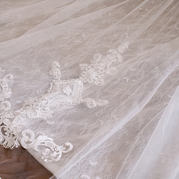 Vintage / Retro Ivory Wedding Dresses 2018 Ball Gown High Neck Sleeveless Appliques Pierced Lace Beading Pearl Cathedral Train Ruffle