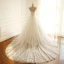 Schöne Ivory / Creme Brautkleider / Hochzeitskleider 2018 Ballkleid Bandeau Ärmellos Rückenfreies Applikationen Spitze Kristall Perlenstickerei Kathedrale Schleppe Rüschen