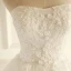 Schöne Ivory / Creme Brautkleider / Hochzeitskleider 2018 Ballkleid Bandeau Ärmellos Rückenfreies Applikationen Spitze Kristall Perlenstickerei Kathedrale Schleppe Rüschen