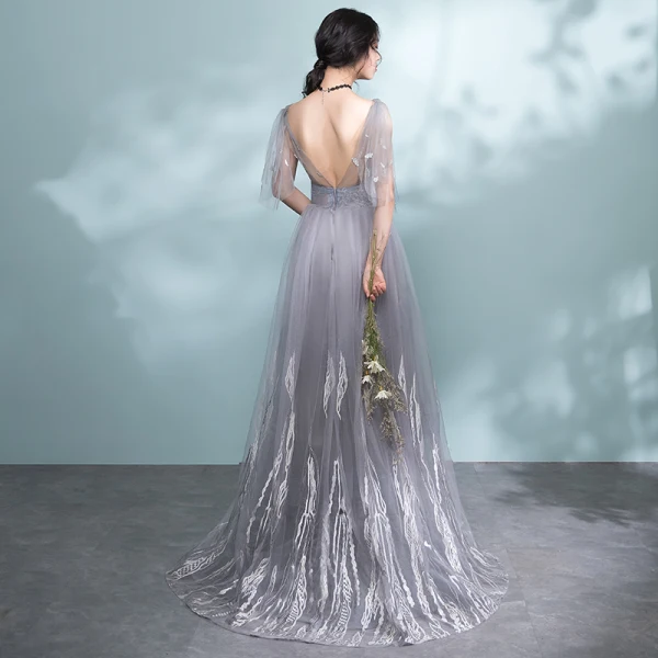 Sexy Gris Robe De Soirée 2017 Princesse V-Cou épaules Sans Manches Appliques En Dentelle Noeud Ceinture Train De Balayage Dos Nu Robe De Ceremonie