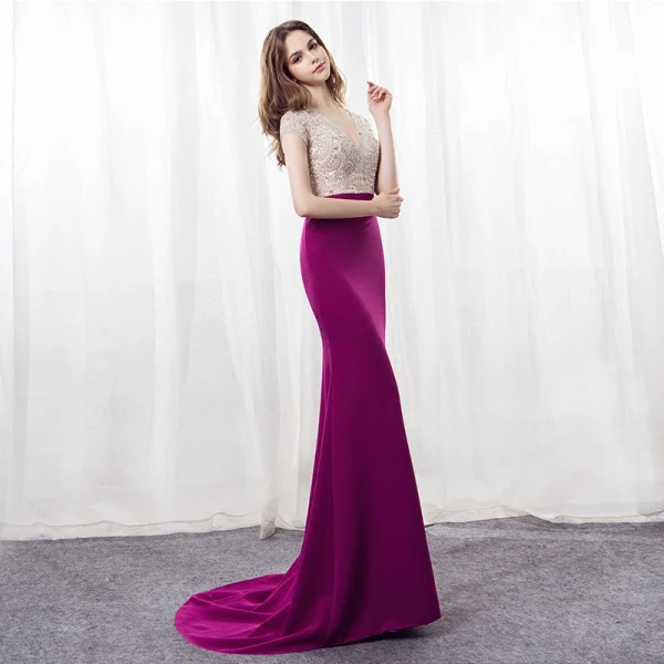 Modern Fuchsia Avondjurken 2018 Trompet / Zeemeermin V-Hals Korte Mouwen Kralen Rhinestone Sweep Trein Gelegenheid Jurken