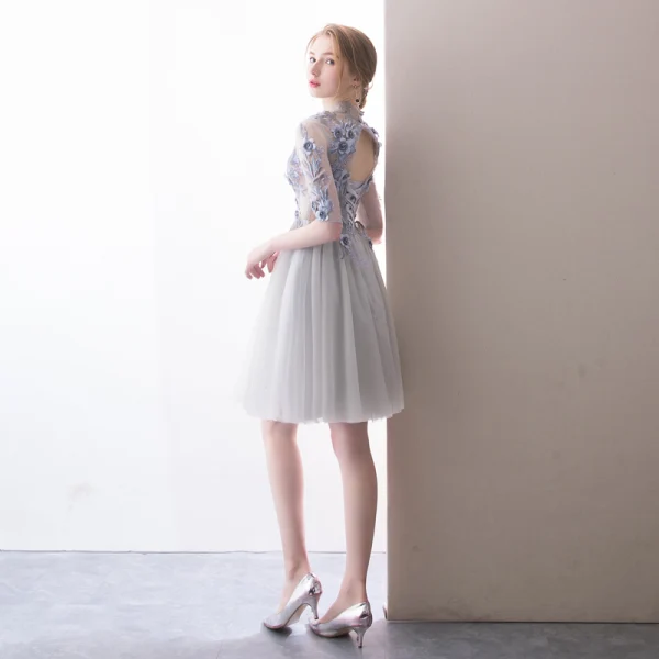 Sexy Grey Pierced Homecoming Graduation Dresses 2018 A-Line / Princess High Neck 1/2 Sleeves Lace Appliques Flower Pearl Rhinestone Short Ruffle