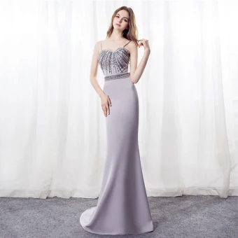 Sexy Gris Robe De Soirée 2018 Trompette Sirène Bretelles Spaghetti Sans Manches Faux Diamant Perlage Cristal Noeud Ceinture Train De Balayage Dos Nu Robe De Ceremonie