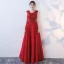 Chic / Belle Rouge Robe De Soirée 2017 Princesse Encolure Dégagée Sans Manches Appliques En Dentelle Perlage Noeud Ceinture Longue Dos Nu Robe De Ceremonie
