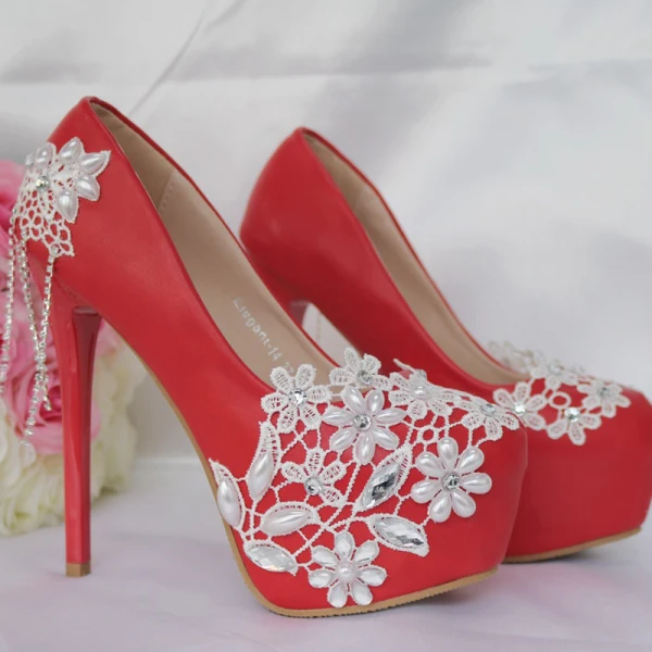 Stunning White Pearl Rhinestone Lace Flower Wedding Shoes 2022 14 cm Stiletto Heels Round Toe Wedding Pumps High Heels