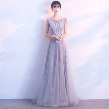 Chic Beautiful Grey Prom Dresses 2017 A Line Princess Scoop Neck Sleeveless Appliques Lace Floor Length Long Backless Formal Dresses