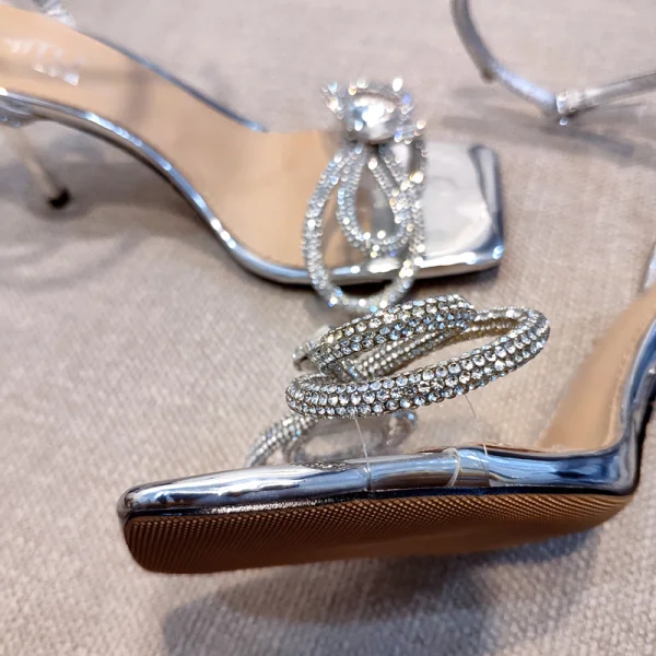 Sexy Silber Cocktail Sandalen Damen 2020 Knöchelriemen Strass Schleife 8 cm Stilettos Peeptoes Sandaletten