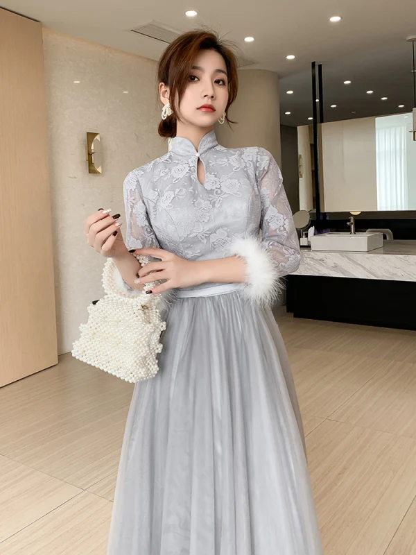 Simple Gris Robe Demoiselle D'honneur Bretelles croisées 2021 Princesse Encolure Carrée En Dentelle Fleur Ceinture 3/4 Manches Dos Nu Longue Demoiselle D'honneur Robe Pour Mariage