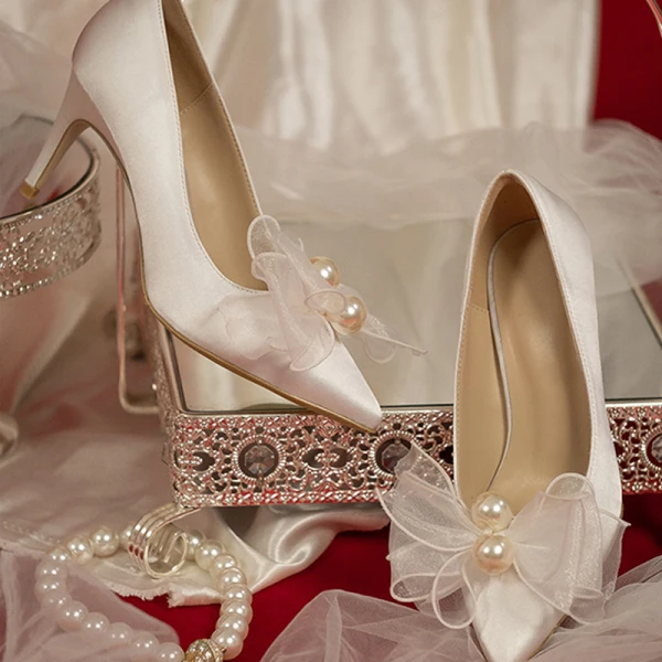 Elegant White Pearl Bow Wedding Shoes 2020 7 cm Stiletto Heels Pointed Toe Wedding Pumps