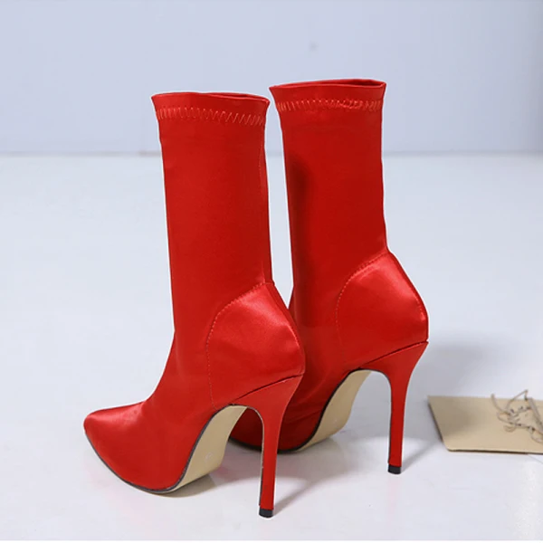 Mode Winter Schwarz Strassenmode Stiefel Damen 2020 11 cm Stilettos Spitzschuh Stiefel