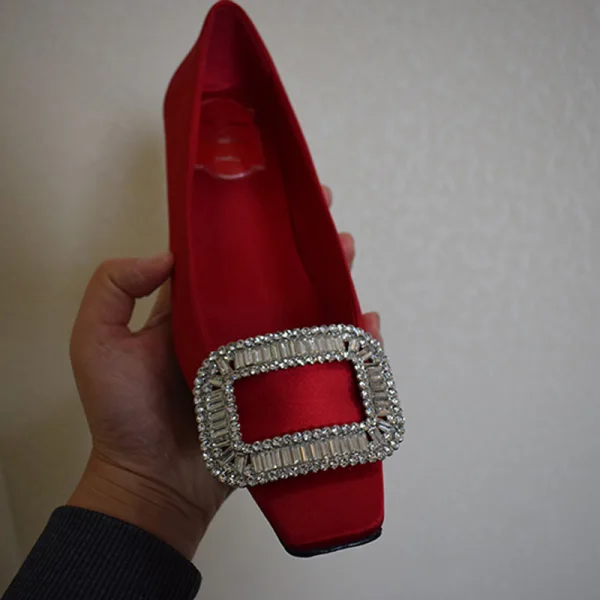 Vintage Röd Silke Satin Bal Rhinestone Pumps 2021 5 cm Stilettklackar Spetsiga Högklackade