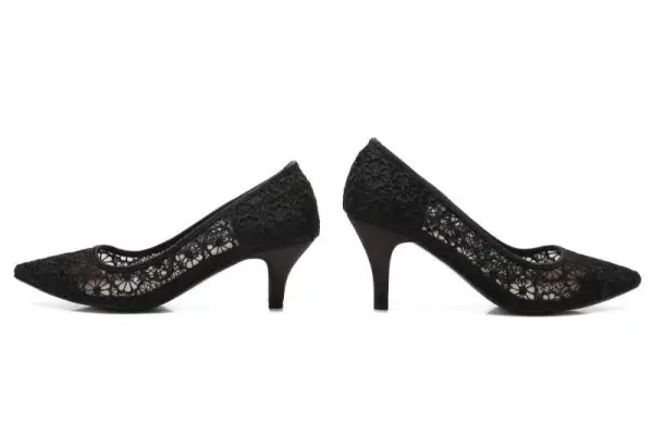 Sexy Black Hall Lace Flower Pierced Pumps 2021 Tulle 7 cm Stiletto Heels Pointed Toe High Heels
