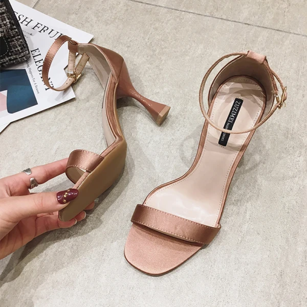 Sexy Noire Vêtements de vacances Sandales Femme 2021 Bride Cheville 8 cm Talons Aiguilles Peep Toes / Bout Ouvert Talons Hauts Sandales