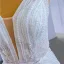 Haut de Gamme Blanche Perlage Perle Paillettes Robe De Mariée 2021 Trompette / Sirène V-Cou Sans Manches Dos Nu Chapel Train Mariage