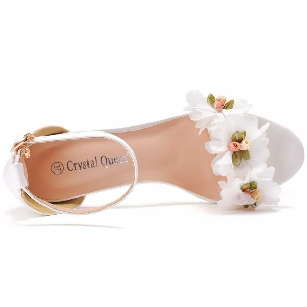 Schöne Weiß Ball Applikationen Sandalen Damen 2021 Knöchelriemen 7 cm Thick Heels Peeptoes Sandaletten Hochhackige