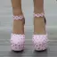 Charmant Rose Bonbon Chaussure De Mariée 2018 En Dentelle Fleur Faux Diamant Bride Cheville 11 cm Talons Aiguilles À Bout Rond Mariage Escarpins