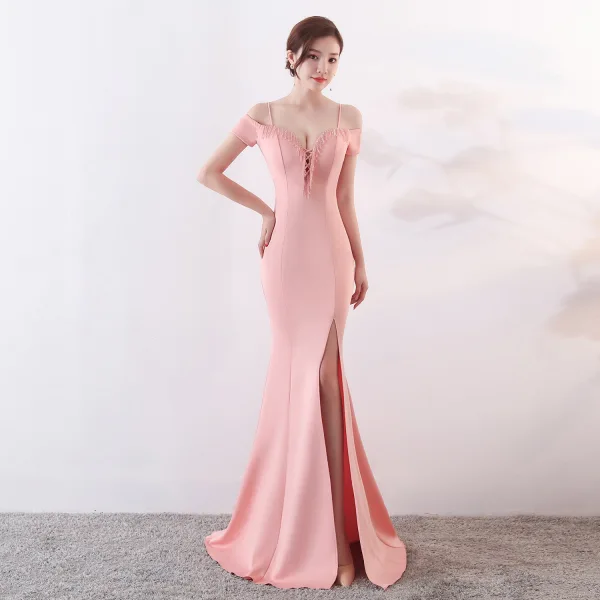 Chic / Belle Couleur Unie Ivoire Robe De Soirée 2019 Trompette / Sirène Bretelles Spaghetti Perlage Gland Sans Manches Dos Nu Fendue devant Longue Robe De Ceremonie