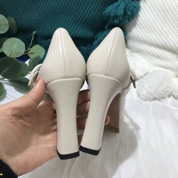 Simple Noire Vêtement de rue Escarpins 2021 Cuir 10 cm Talons Aiguilles Pied Carré Escarpins Talons Hauts