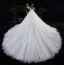 Charmant Ivoire Robe De Mariée 2020 Princesse Encolure Dégagée Perlage Perle Paillettes En Dentelle Fleur Manches Longues Cathedral Train