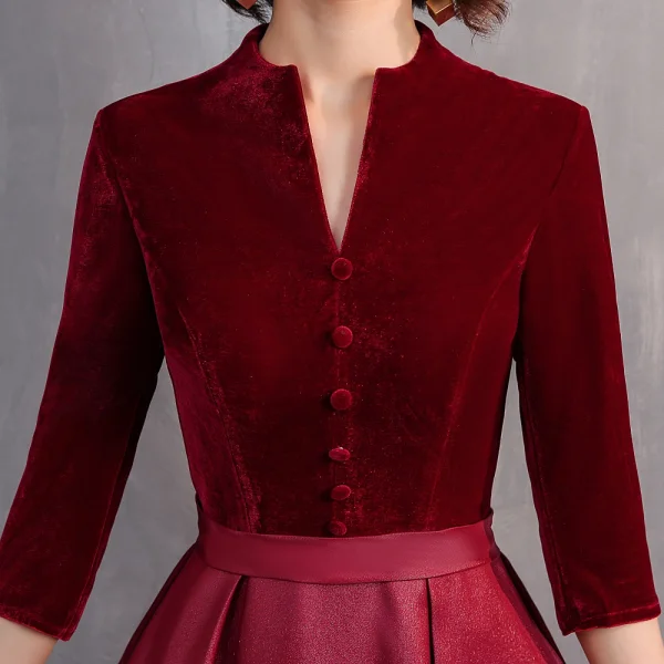 Eleganta Burgundy Mocka Balklänningar 2020 Prinsessa Hög Hals Långärmad Långa Formella Klänningar
