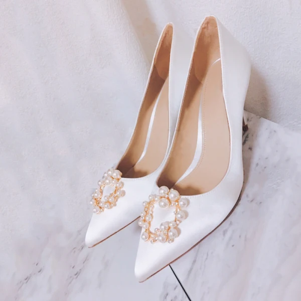 Charming Red Satin Wedding Shoes 2020 Pearl Rhinestone 8 cm Stiletto Heels Pointed Toe Wedding Pumps