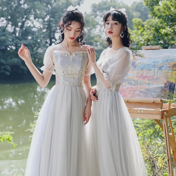 Elegant Grey Bridesmaid Dresses 2021 A-Line Princess Short Sleeve Backless Appliques