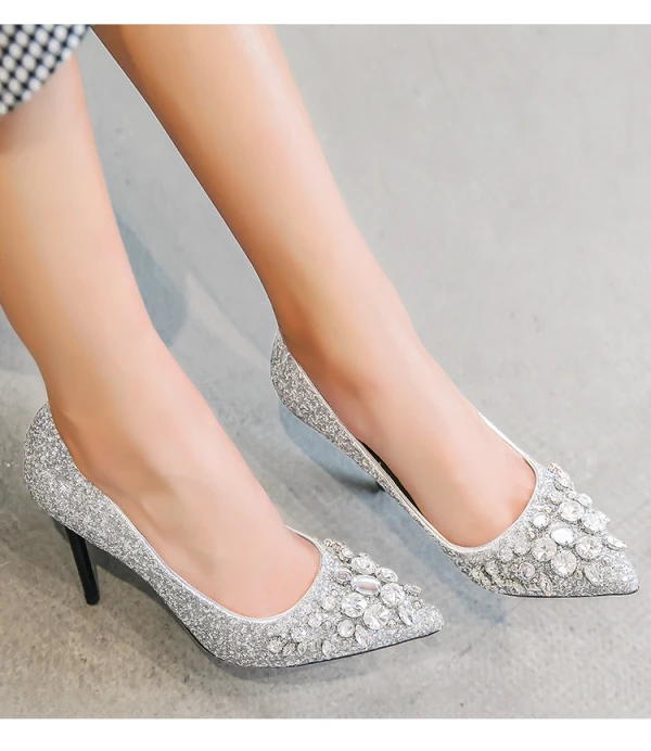 Glittrande Silver Brudskor 2020 Läder Rhinestone Paljetter 10 cm Stilettklackar Spetsiga Bröllop Pumps