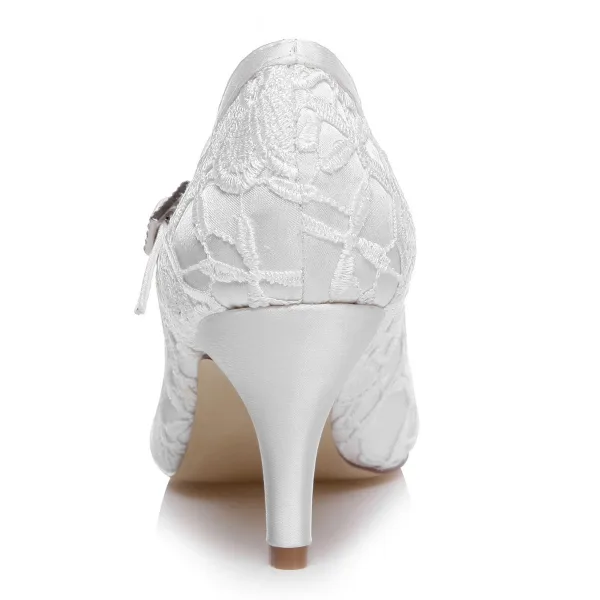 Modest / Simple Ivory Satin Wedding Shoes 2021 Lace Flower Wedding 7 cm Stiletto Heels Pointed Toe Pumps High Heels