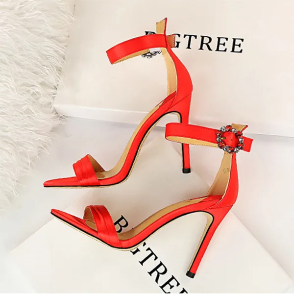 Sexy Argenté Cocktail Sandales Femme 2020 Satin Faux Diamant Bride Cheville 9 cm Talons Aiguilles Peep Toes / Bout Ouvert Sandales