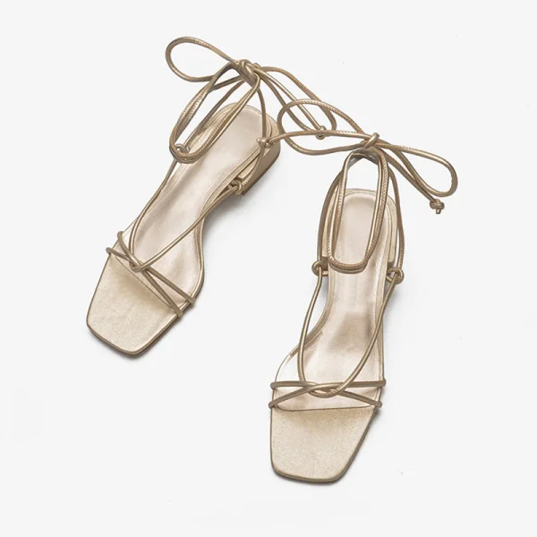 Sexy Schlicht Schwarz Strassenmode Sandalen Damen 2020 Knöchelriemen Low Heel Thick Heels Peeptoes Sandaletten