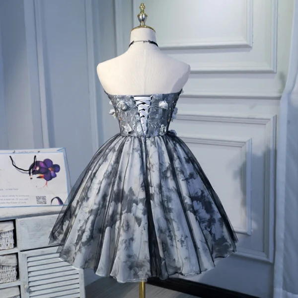Chic / Beautiful Grey Graduation Dresses 2018 A-Line / Princess Tulle Appliques Backless Beading Strapless Homecoming Formal Dresses