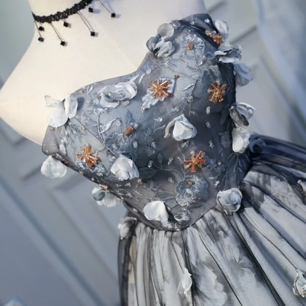 Chic / Beautiful Grey Graduation Dresses 2018 A-Line / Princess Tulle Appliques Backless Beading Strapless Homecoming Formal Dresses