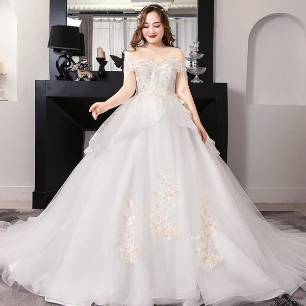 Romantique Blanche Robe Boule Grande Taille Robe De Mariée 2019 En Dentelle Tulle Dos Nu Perlage Bustier Chapel Train Mariage