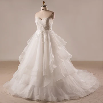 Fine Hvit Brudekjoler 2017 Prinsesse Strapless Tyll Beading Appliques Ryggløse Bryllup