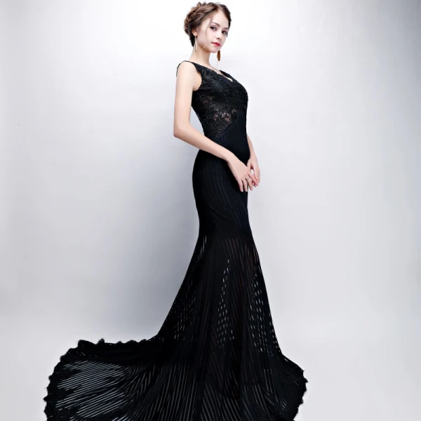 Modern / Fashion Black Evening Dresses 2017 Trumpet / Mermaid V-Neck Lace Embroidered Striped Backless Evening Party Formal Dresses