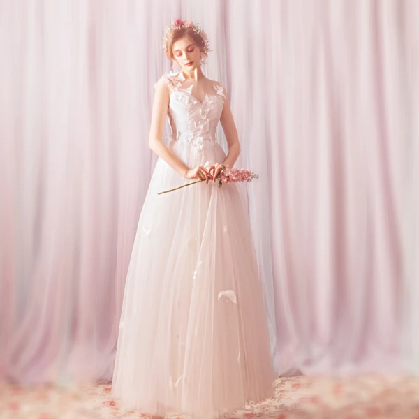 Charming White Floor-Length / Long 2018 Wedding A-Line / Princess Tulle V-Neck Butterfly Appliques Backless Wedding Dresses