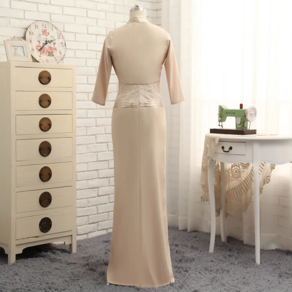 Luxury / Gorgeous Champagne With Shawl Trumpet / Mermaid Mother Of The Bride Dresses 2019 Lace Satin U-Neck Appliques Backless Embroidered Church Wedding Party Dresses