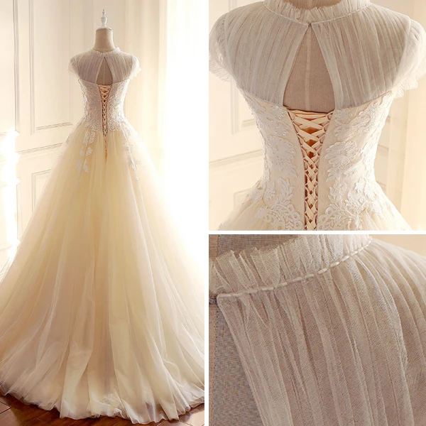 Vintage Champagner Durchsichtige Brautkleider / Hochzeitskleider 2018 A Linie Perlenstickerei Rundhalsausschnitt Ärmel Rückenfreies Applikationen Spitze Sweep / Pinsel Zug Rüschen