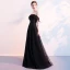 Elegante Schwarz Abendkleider 2018 A Linie Off Shoulder Kurze Ärmel Perlenstickerei Feder Sweep / Pinsel Zug Rückenfreies Festliche Kleider