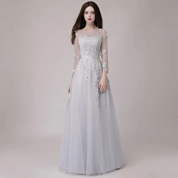 Abordable Gris Transparentes Robe De Bal 2018 Princesse Encolure Dégagée Manches Longues Appliques En Dentelle Ceinture Longue Volants Dos Nu Robe De Ceremonie