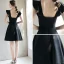 Chic / Belle Noire de retour Robe De Graduation 2018 Princesse Unique épaules Courte Volants Dos Nu Robe De Ceremonie