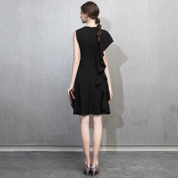 Chic / Beautiful Black Homecoming Graduation Dresses 2018 A-Line / Princess Scoop Neck One-Shoulder Short Sleeve Short Ruffle Formal Dresses