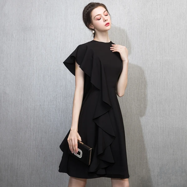 Chic / Beautiful Black Homecoming Graduation Dresses 2018 A-Line / Princess Scoop Neck One-Shoulder Short Sleeve Short Ruffle Formal Dresses