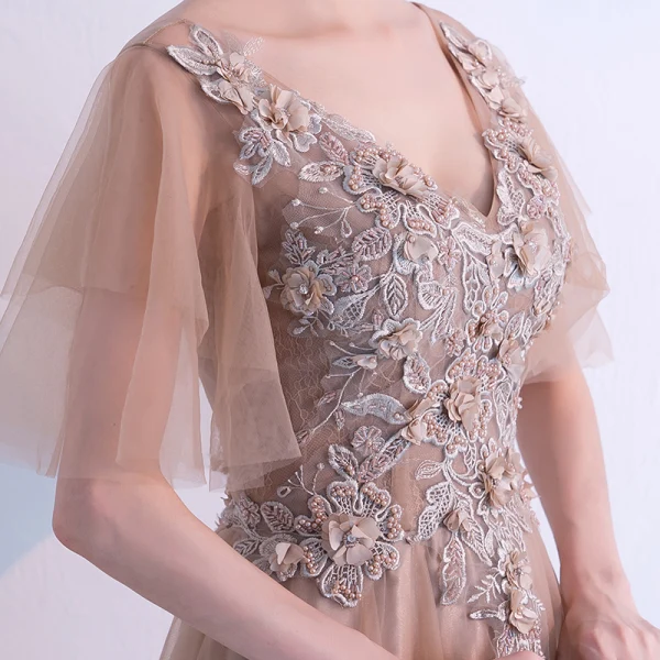 Élégant Kaki Robe De Soirée 2018 Princesse V-Cou Manches Courtes Appliques En Dentelle Faux Diamant Perle Perlage Train De Balayage Volants Dos Nu Robe De Ceremonie