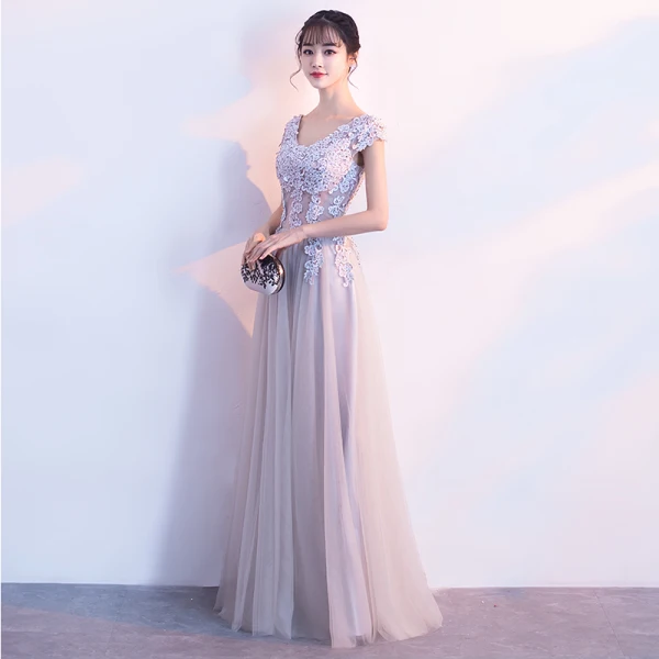 Illusion Grey Evening Dresses 2018 A-Line / Princess V-Neck Cap Sleeves Appliques Lace Rhinestone Floor-Length / Long Ruffle Backless Formal Dresses