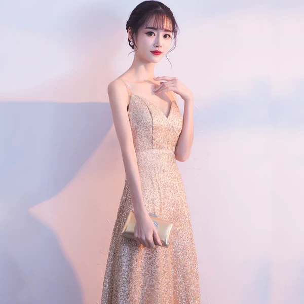 Sexy Doré Robe De Soirée 2018 Empire Bretelles Spaghetti Sans Manches Glitter Tulle Longue Volants Dos Nu Robe De Ceremonie