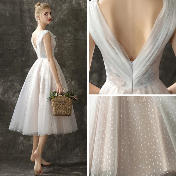 Modern / Fashion Champagne Prom Dresses 2018 A-Line / Princess Scoop Neck Sleeveless Embroidered Spotted Tulle Tea-length Ruffle Backless Formal Dresses