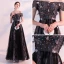 Schöne Schwarz Abendkleider 2018 A Linie Off Shoulder Kurze Ärmel Applikationen Blumen Perlenstickerei Knöchellänge Rüschen Rückenfreies Festliche Kleider