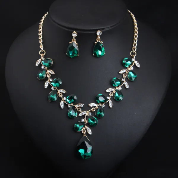 Vintage / Retro Dark Green Crystal Rhinestone Prom Necklaces 2023 Alloy Accessories